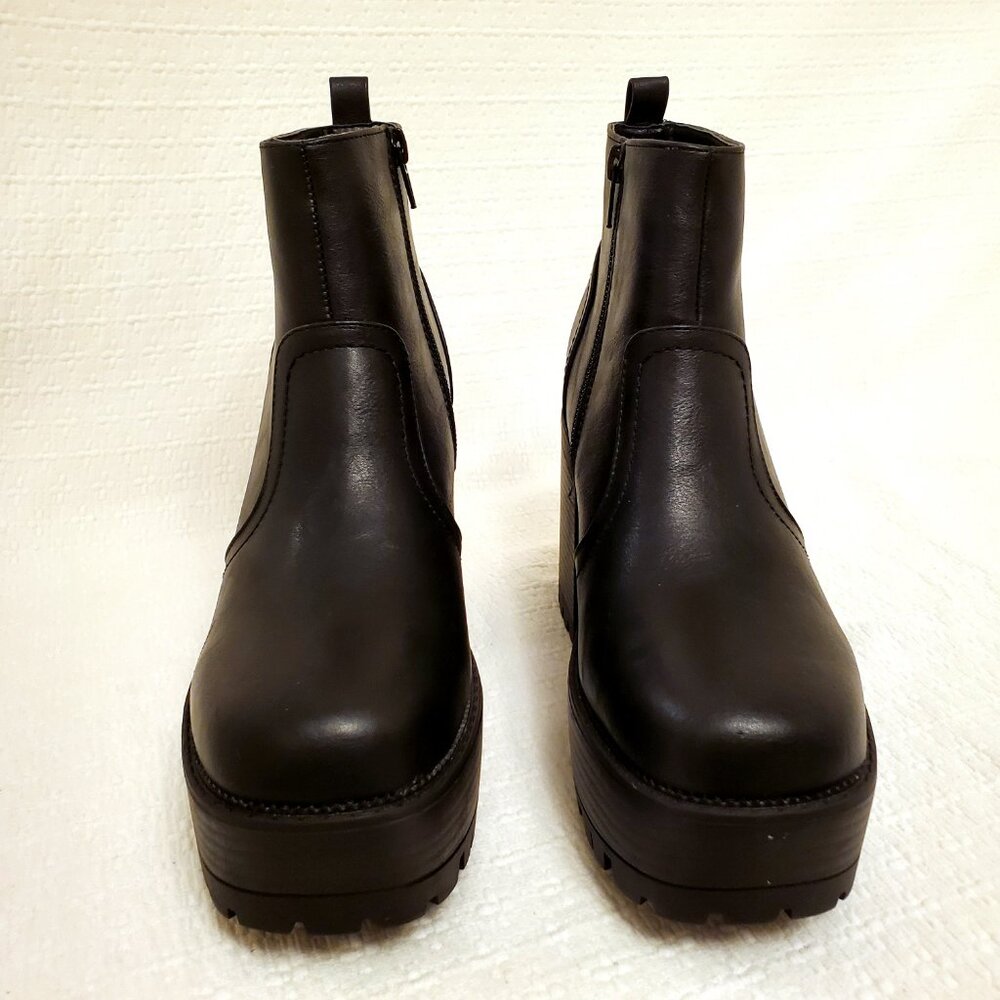 UNIONBAY Women’s Black Paula Platform Heeled Chunky Lug Sole Ankle Boots - 7.5 - Picture 3 of 15